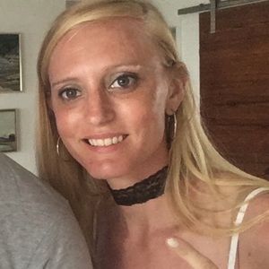 Meet your Posher, Moe